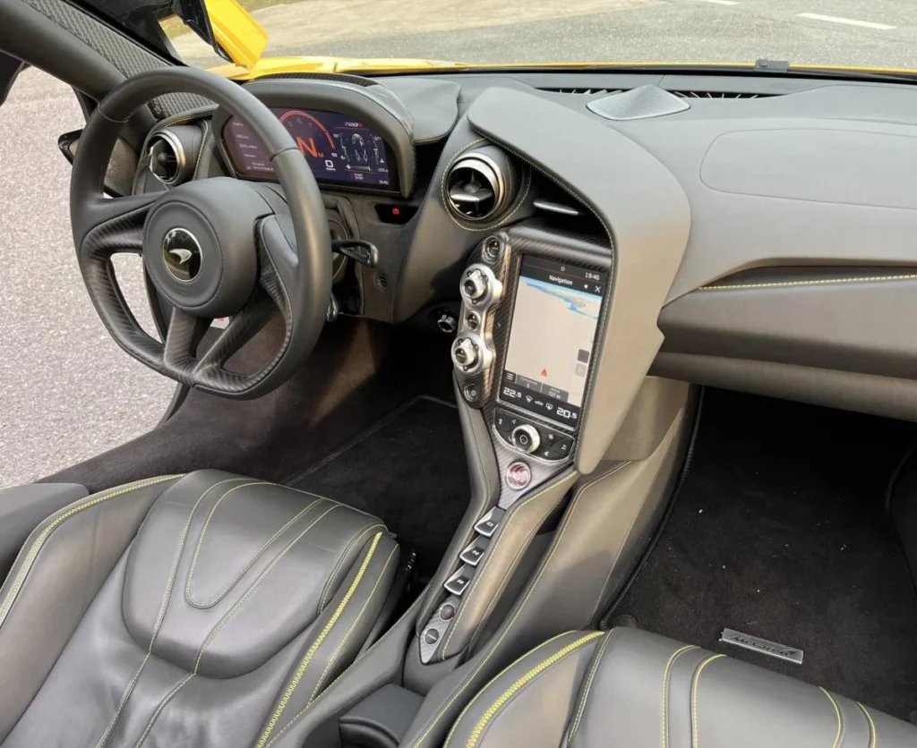 Interior McLaren 720S